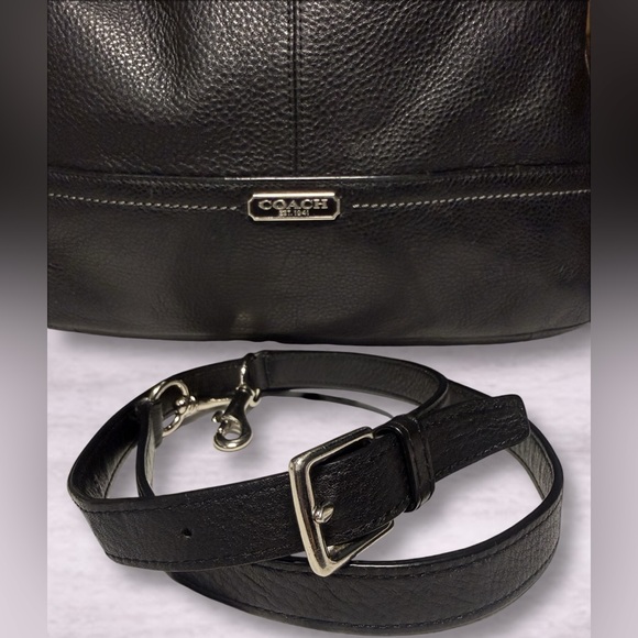 SOLD!! Do not buy Coach Black Pebbled Leather Hobo Bag - Picture 4 of 12